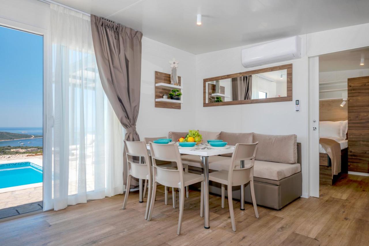فندق Primoštenفي  Azalea Wine And Olive Hill المظهر الخارجي الصورة